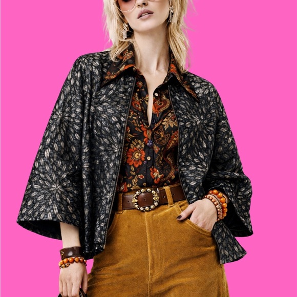 Ruby Rd. Black and Silver Floral Cape - Picture 7 of 7